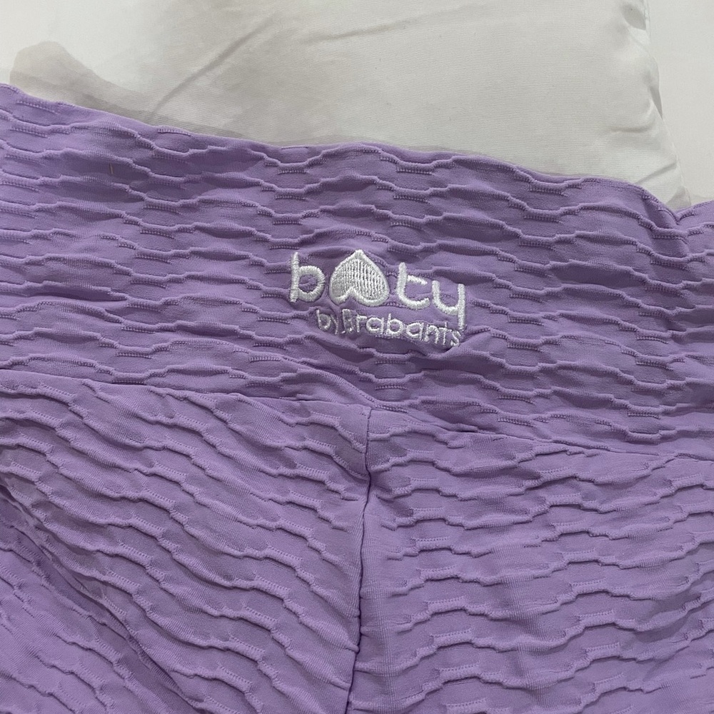 Never Won, Not My Color - So Comfy Though! - image 3